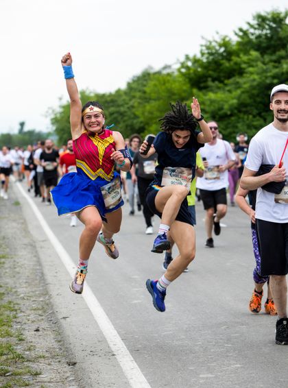 Běž, jeď a jdi s námi