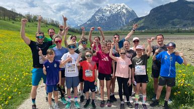 Ski-race-kids-Aigen Team Image